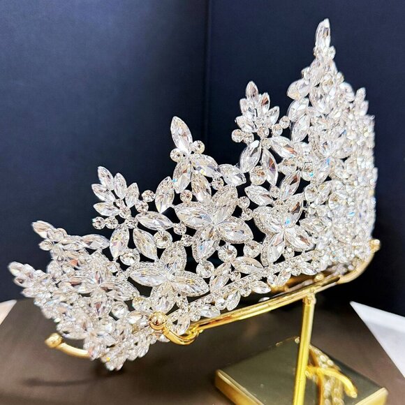 Quinceanera Crown, Crystal Crown, Crystal Bridal Tiara, Silver Wedding Crown - Picture 5 of 9